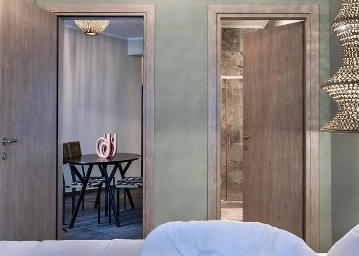Macrame Luxury Suites